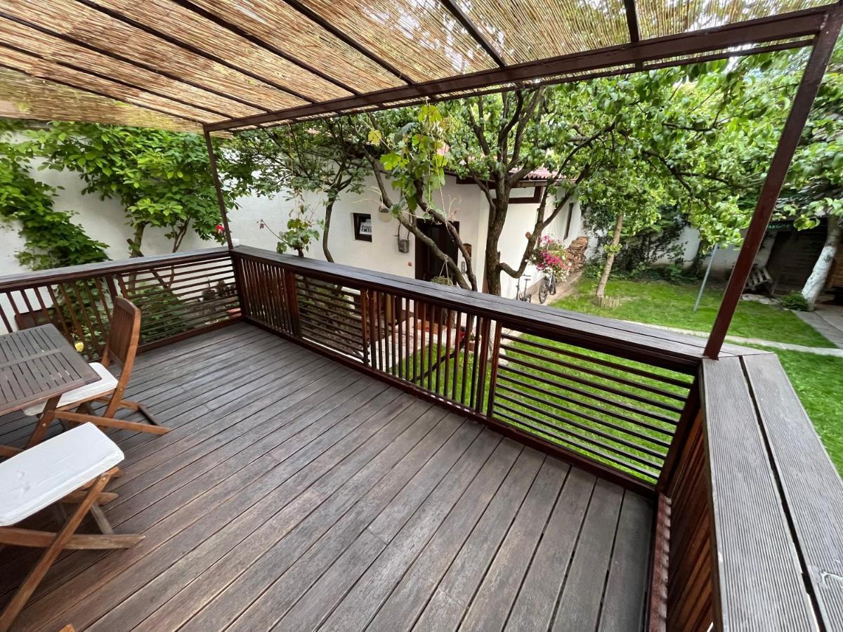 Apartments Music And Garden Saraievo Exterior foto