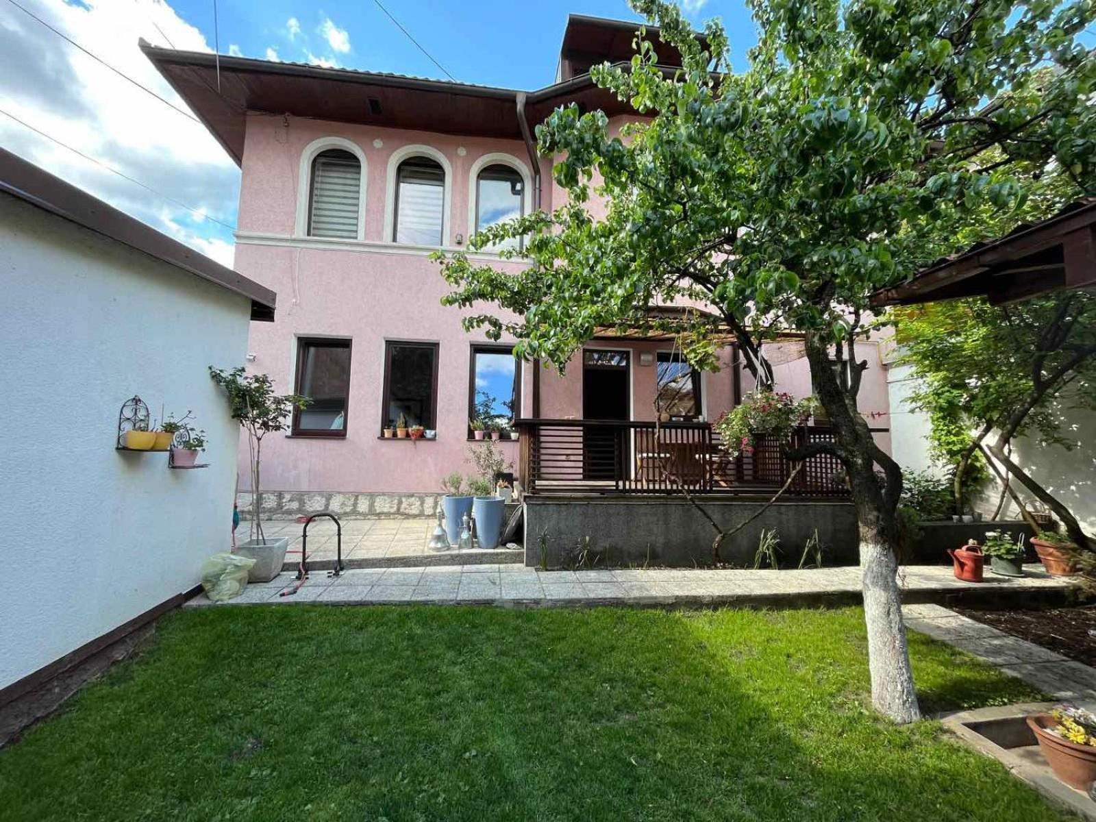 Apartments Music And Garden Saraievo Exterior foto
